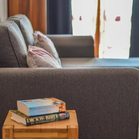 아파트 Stª Eulalia Deluxe By Umbral *